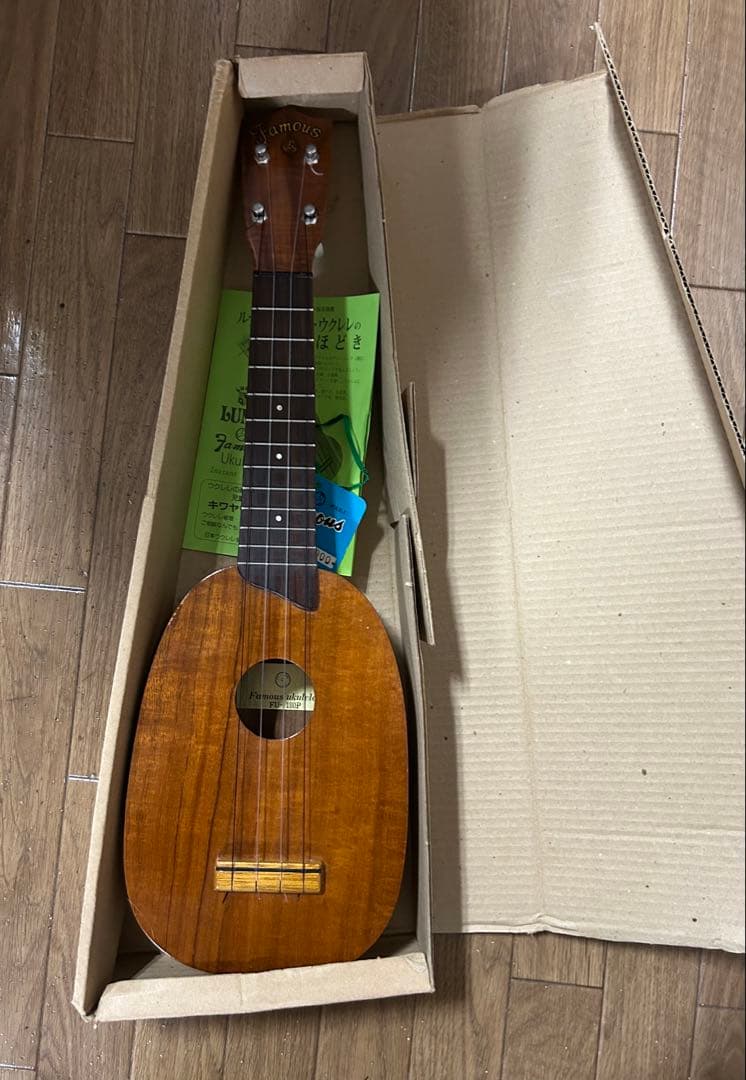 【GWまで値引き】famous FU-180P コア材 ソプラノウクレレ