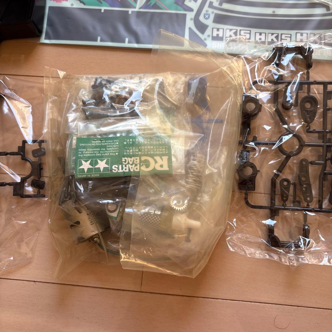 タミヤラジコン　オペルベクトラ　ＦＦ01 組み立て図とタイヤ無し　ビンテージ