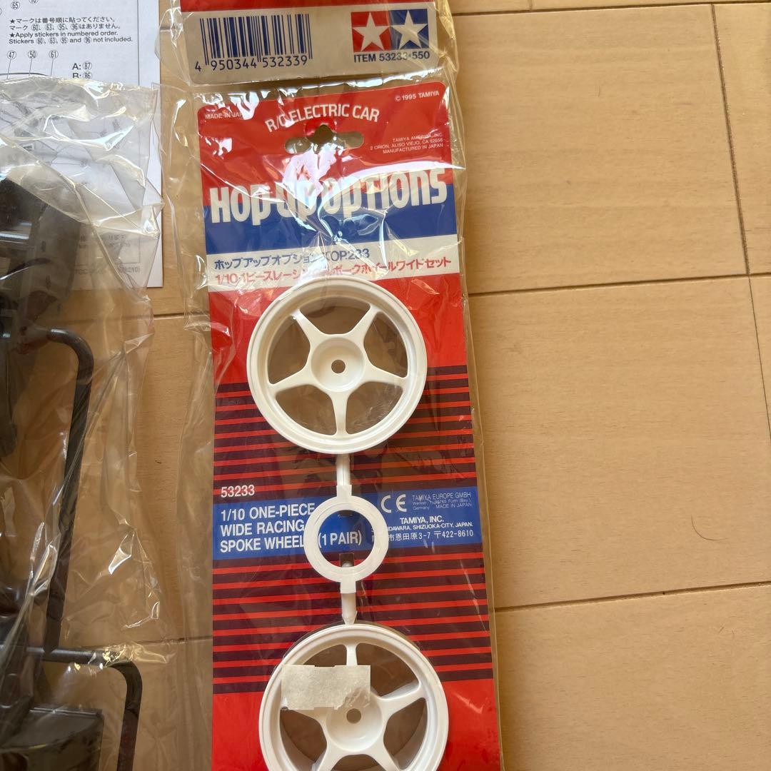 タミヤラジコン　オペルベクトラ　ＦＦ01 組み立て図とタイヤ無し　ビンテージ