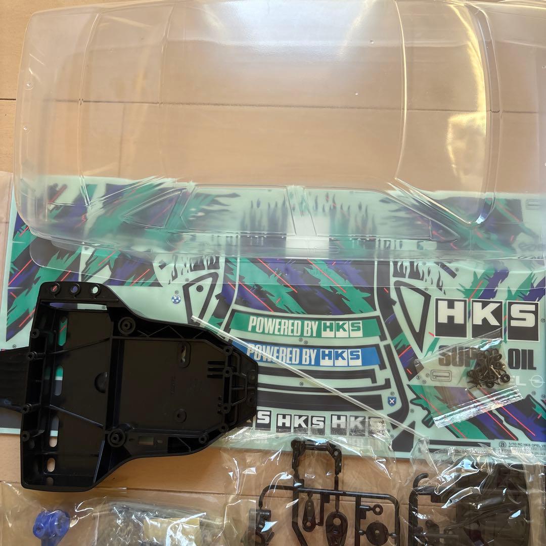 タミヤラジコン　オペルベクトラ　ＦＦ01 組み立て図とタイヤ無し　ビンテージ