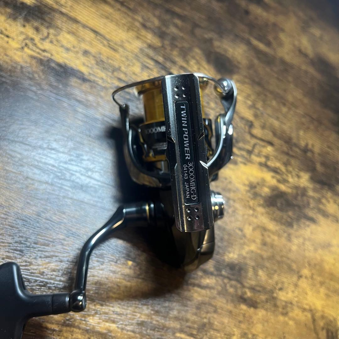 SHIMANO 20ツインパワー3000MHG