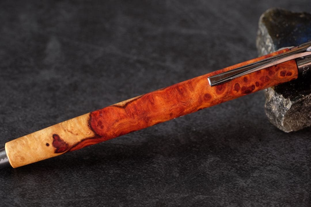 PG5木軸カスタム0178　高村杢工房 製図用シャープペンシル　極上の花梨瘤紅白