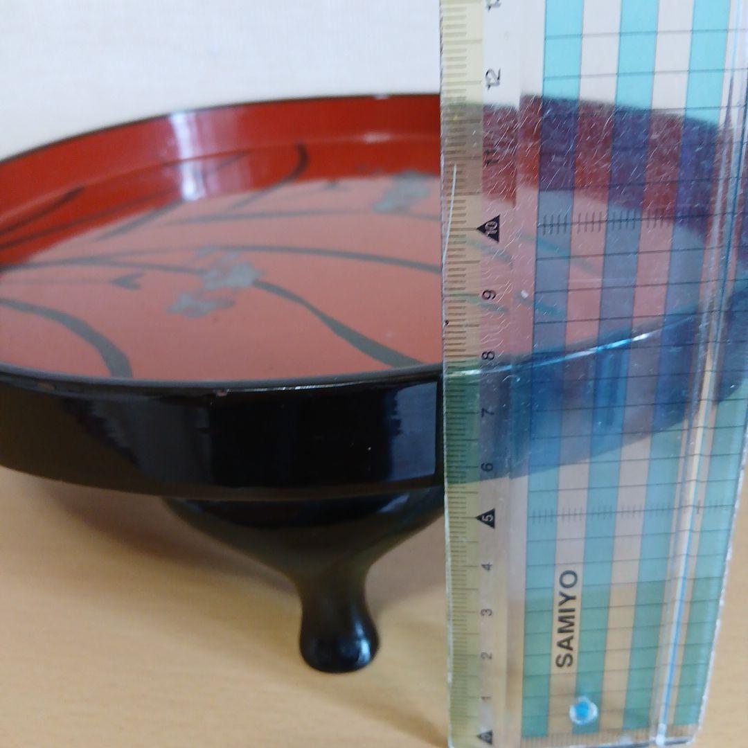 赤黒漆塗り 植物模様の円形膳