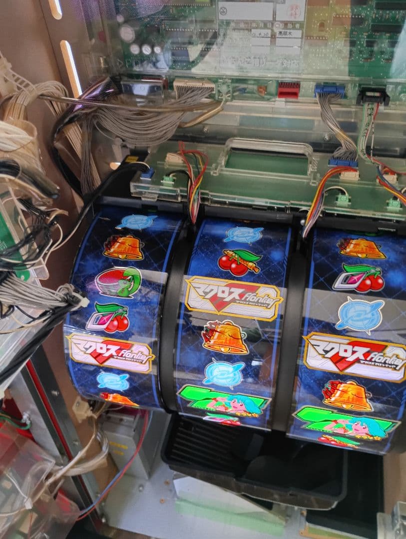 マクロスフロンティア はじまりの歌、銀河に響け! 実機 スロット パチスロ