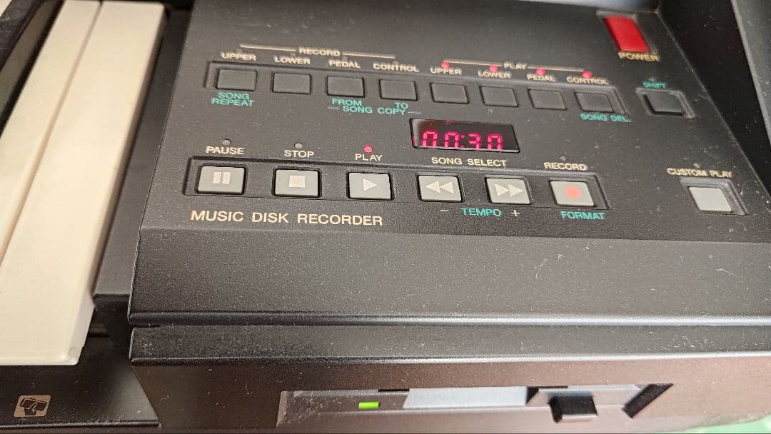 ヤマハ　エレクトーン　EL-900m 本体、椅子付 取りに来て下さる方のみ