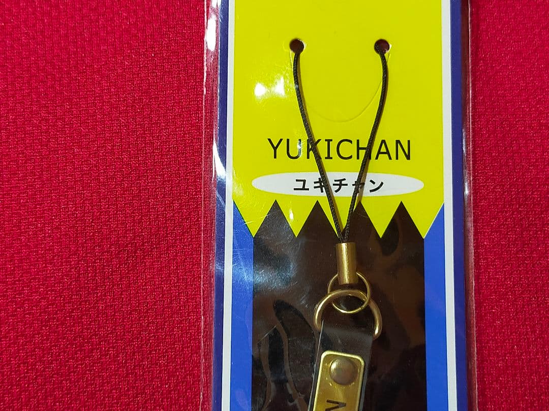 ③◆　競馬　JRA　◆　ブエナビスタ　◆桜花賞　オークス　秋華賞◆　ストラップ◆