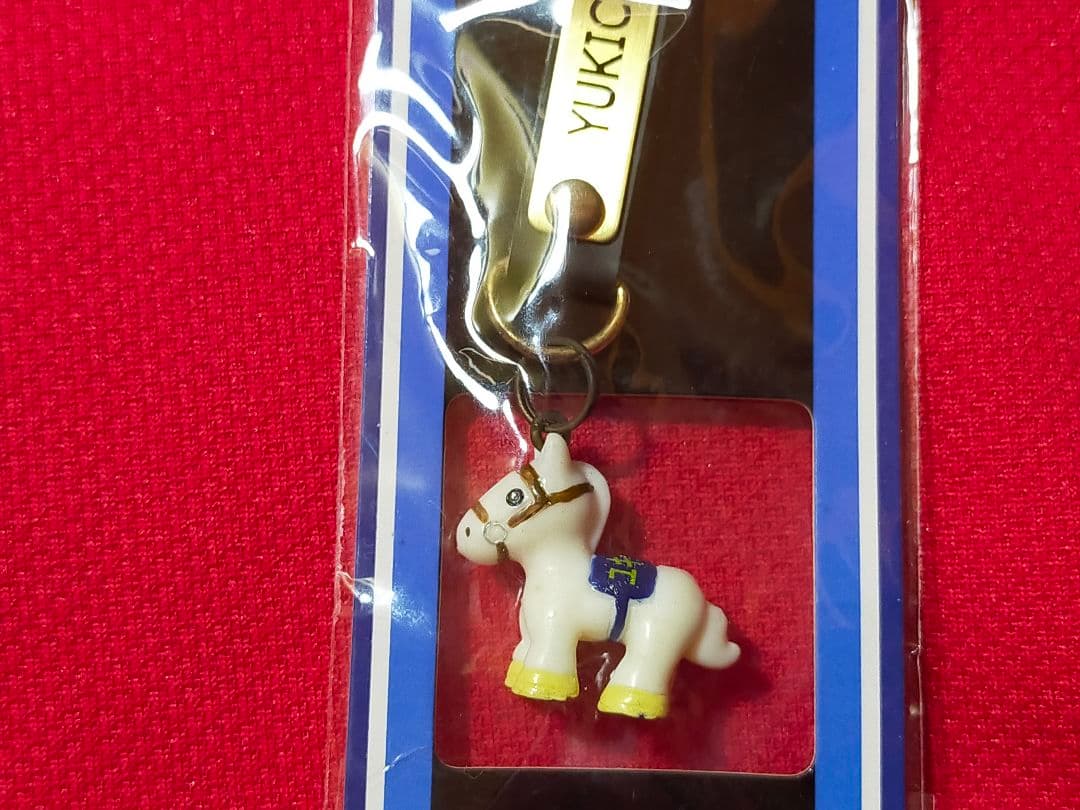 ③◆　競馬　JRA　◆　ブエナビスタ　◆桜花賞　オークス　秋華賞◆　ストラップ◆