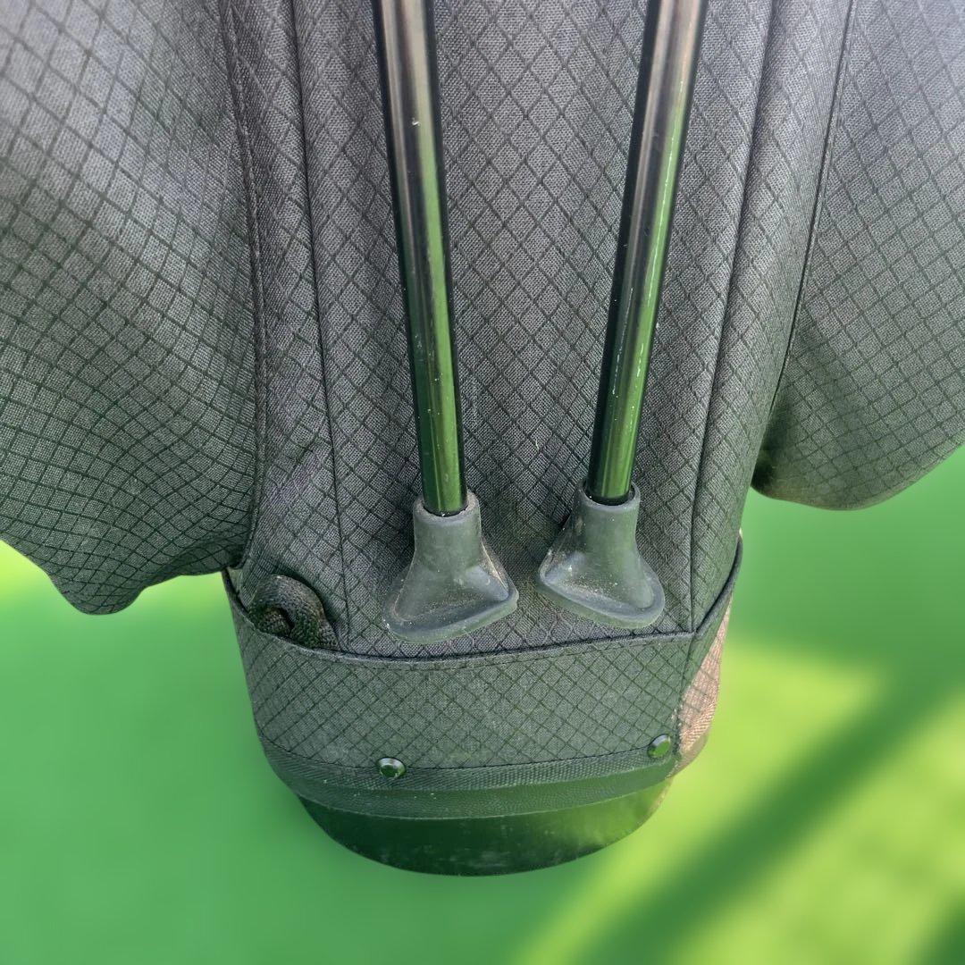 OAKLEY オークリー 9.5型　キャディバッグ　黒　スタンド式　軽量　中古