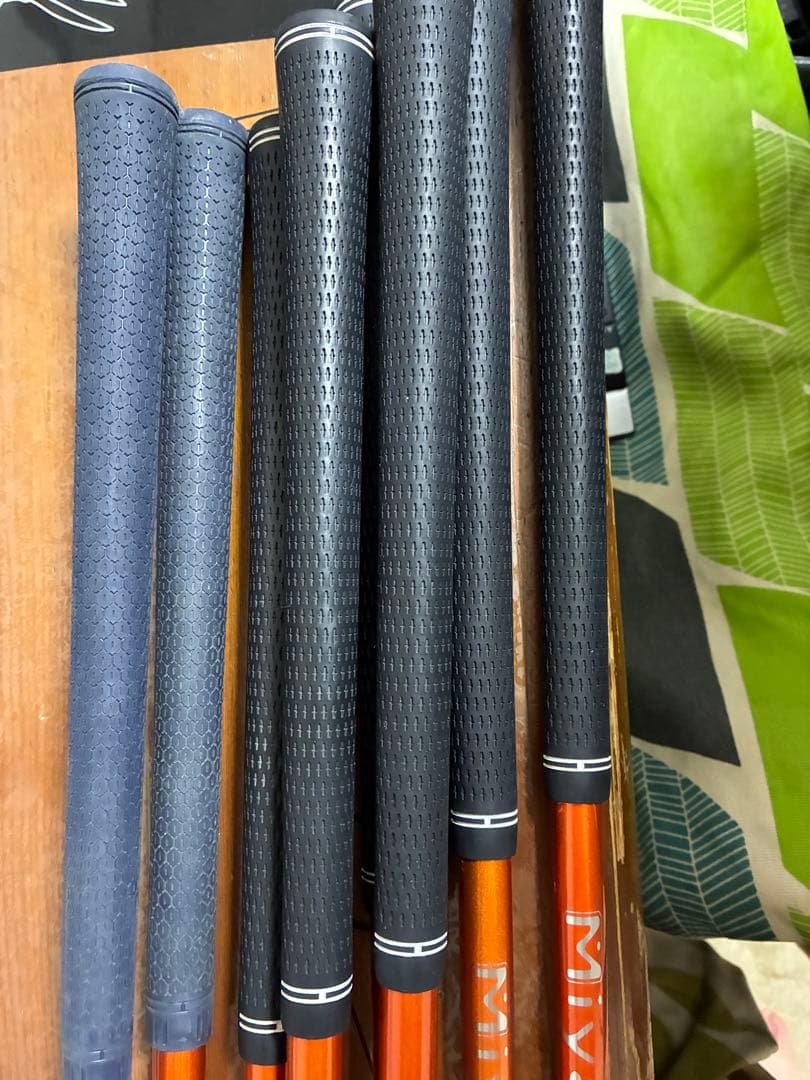 ダンロップ スリクソン Z565 アイアン Miyazaki Kaula 8S