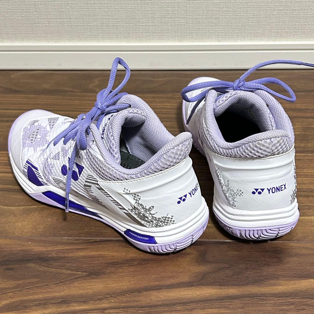 【ほぼ新品】YONEX Ecliption 25cm バドミントンシューズ