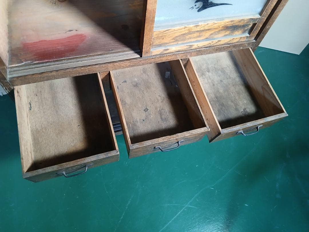 和箪笥　レトロ　食器棚　つばめ　家具