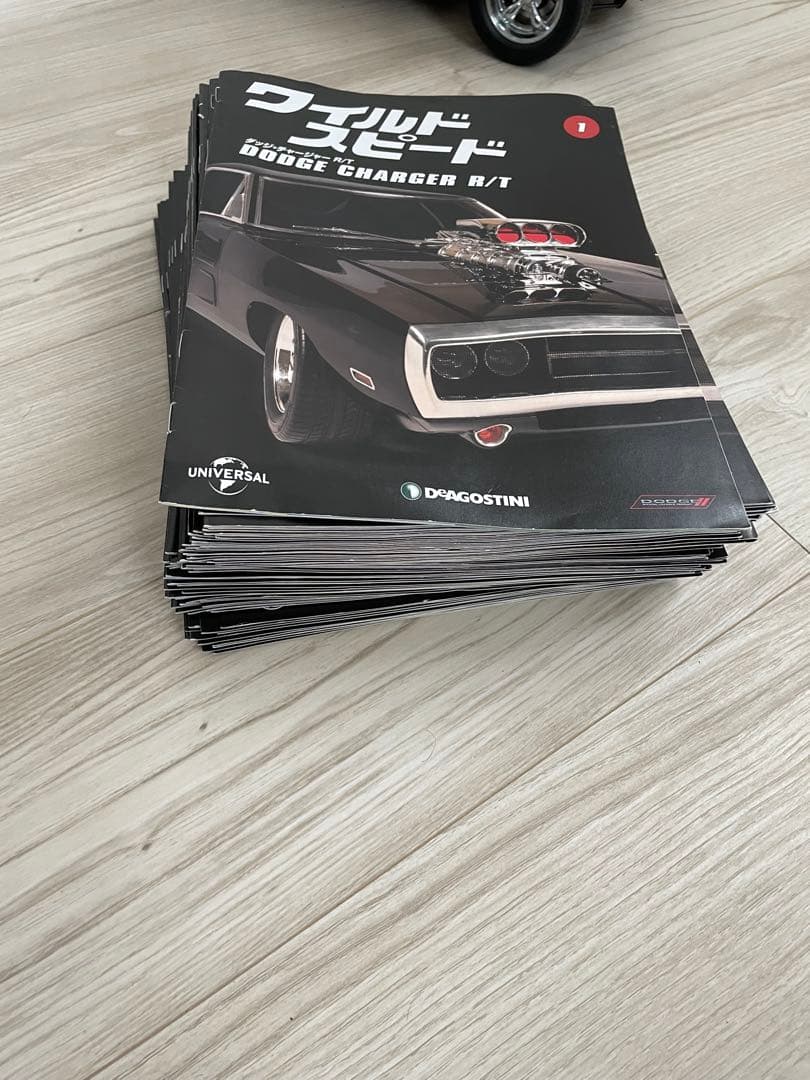 デアゴスティーニDodge Charger R/T 1/8スケールモデル
