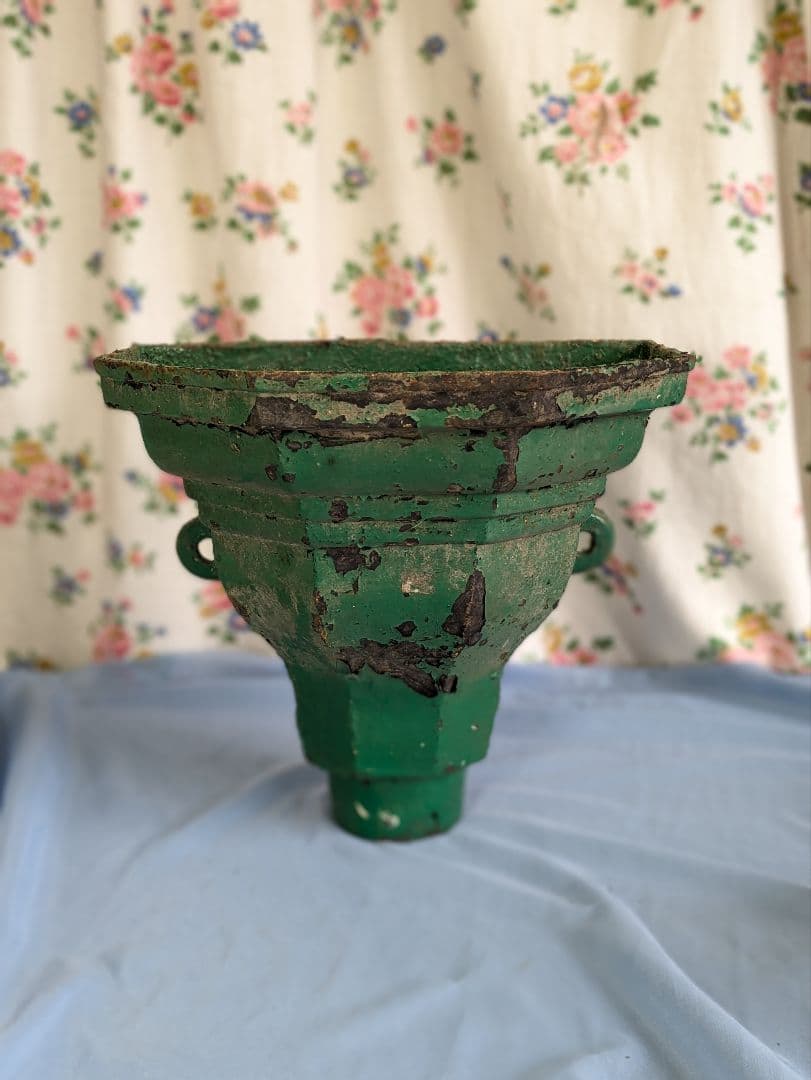 イギリス アンティーク 鉄製 壁掛けプランター 植木鉢 グリーン 525