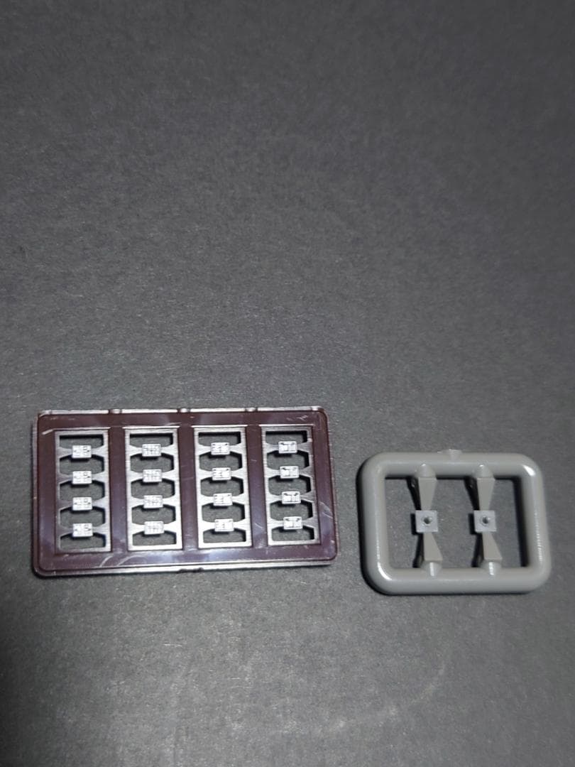 トミックスEF65 56茶色