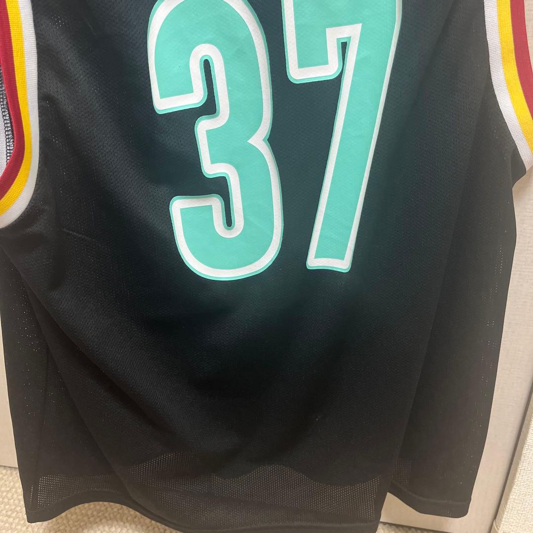 TWICE Mina 37 ジャージ 服