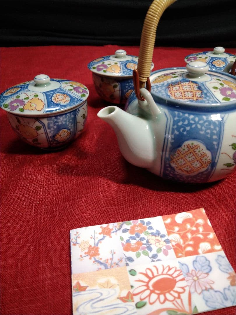 ♣ヴィンテージ品♥【名釜・有田焼・西峰作】♥【高級】金彩・急須蓋付煎茶器 ５客