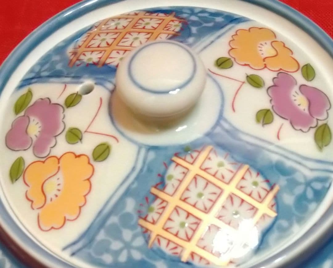 ♣ヴィンテージ品♥【名釜・有田焼・西峰作】♥【高級】金彩・急須蓋付煎茶器 ５客