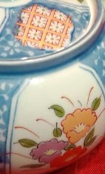 ♣ヴィンテージ品♥【名釜・有田焼・西峰作】♥【高級】金彩・急須蓋付煎茶器 ５客