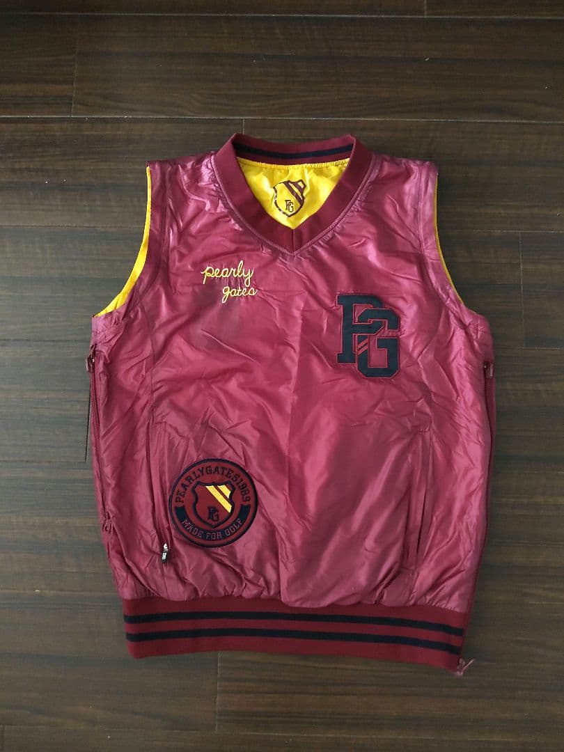 パーリーゲイツ リバーシブル 中綿、合わせやすいお色 4WAY、 値下げしました