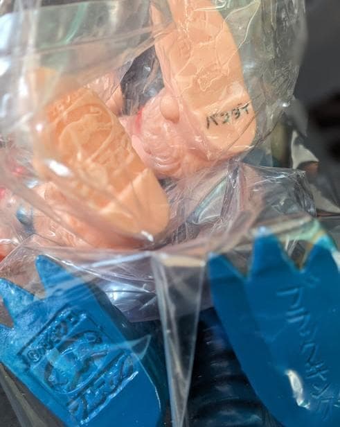 ナックル星人＆ブラックキング（ブルマァク復刻）未開封ソフビフィギュア２体セット