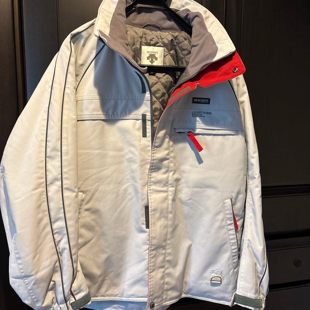 ミカ　DESCENT スキーウェア耐水性　上下