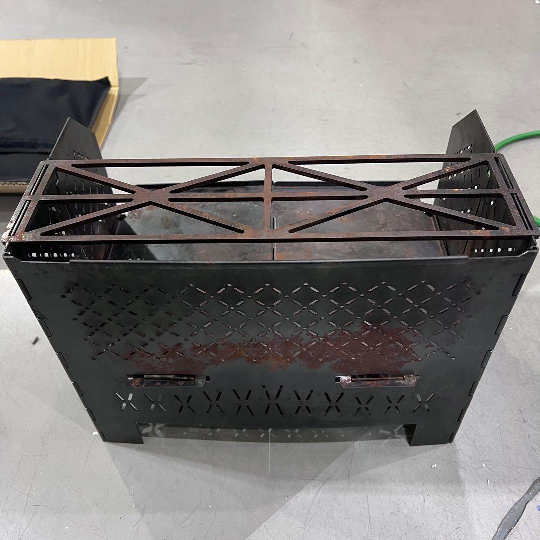 TAKIBI BASE 焚火台 日日(HIBI)