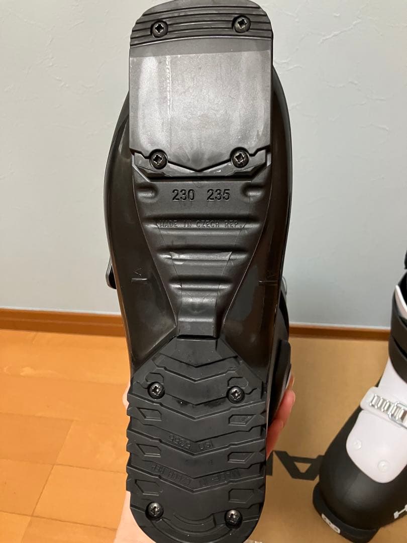 【新品】HEAD J3 Junior Boot BK/WH 23.0/23.5