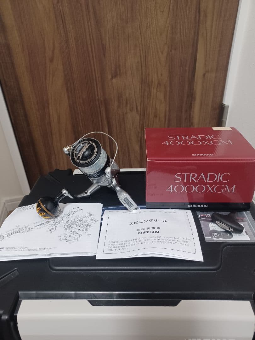 シマノ 15ストラディック4000XGM ゴメクサスハンドルノブ