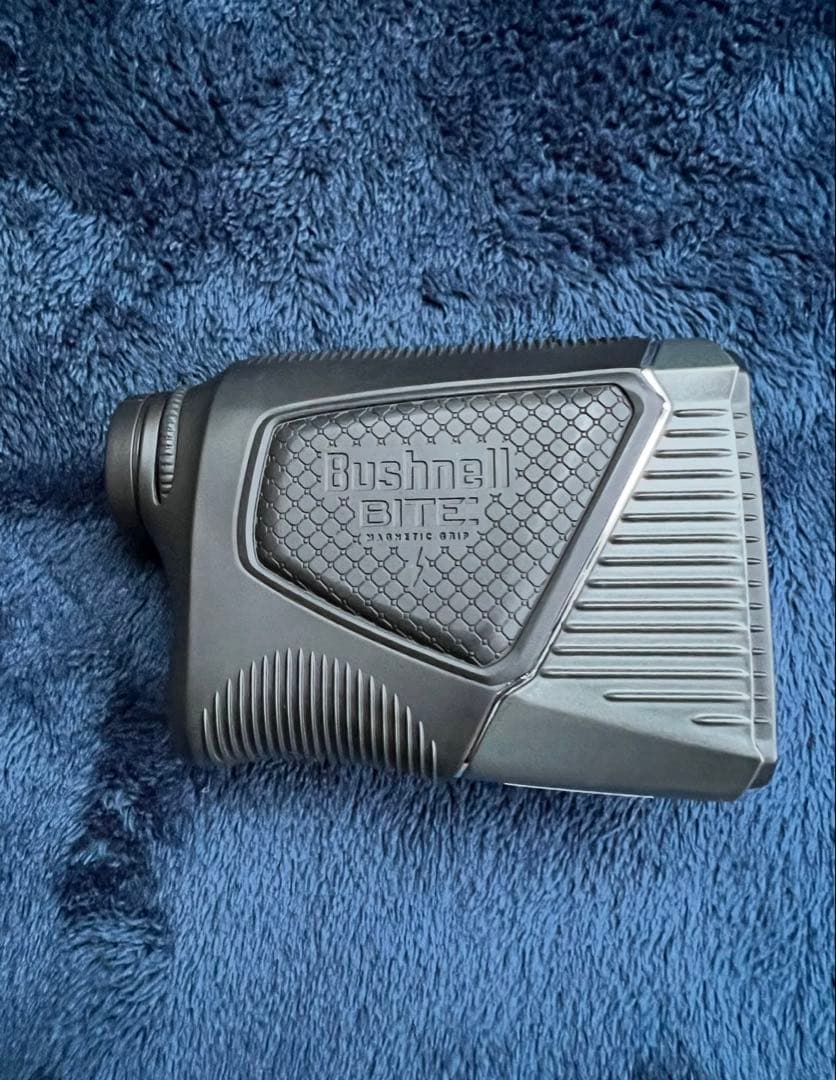 美品⭐︎Bushnell PRO XE ゴルフ用距離計