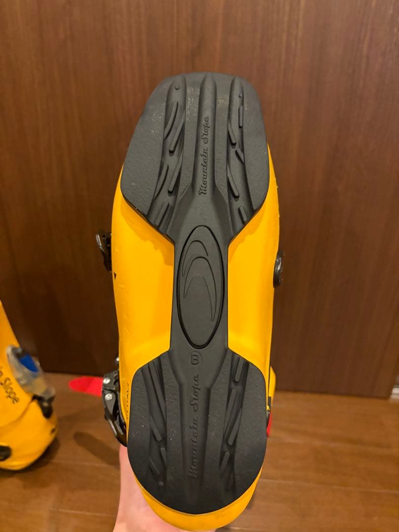 【極美品】25-26 Mountain Slope Bシェル インチューション付