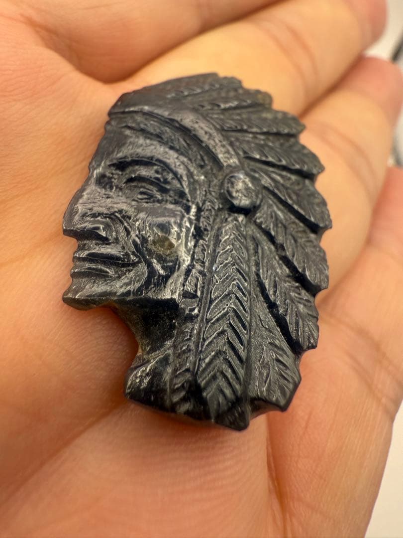 天然コランダム 彫刻 インディアンヘッド 53.494ct ソーティング付き