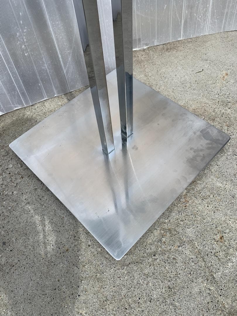 ハンガーラック　ディスプレイ　什器　服　傘　店舗　ショップ