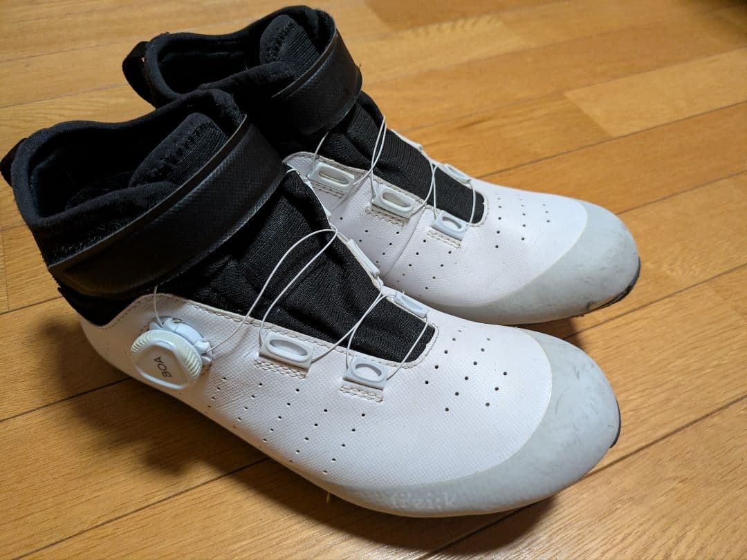 ウェア fIZIk Tempo Ariaca R5 White EUR 43