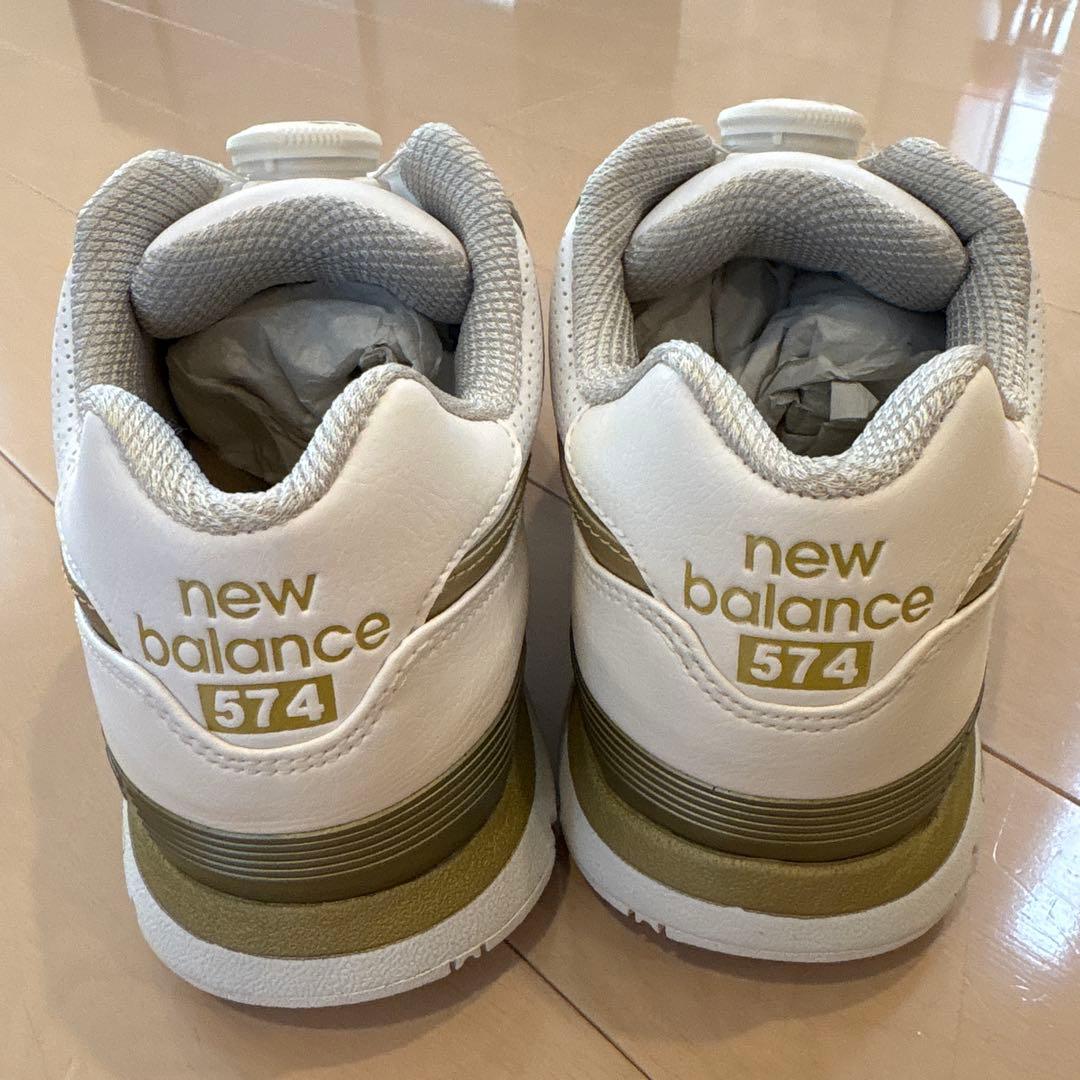 New Balance 574 ホワイト/ゴールド ゴルフシューズ