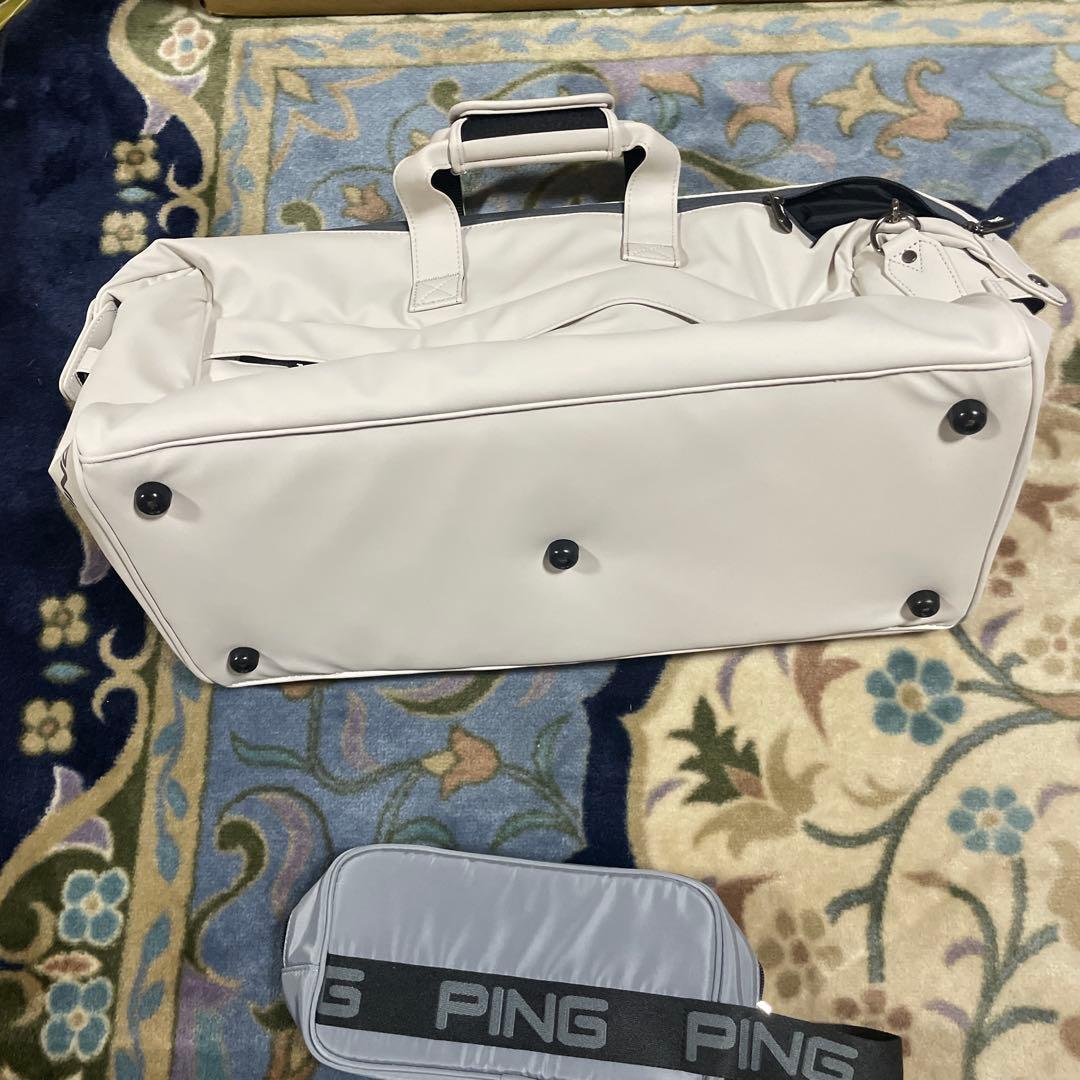 PING ボストンバックとラウンドポーチ