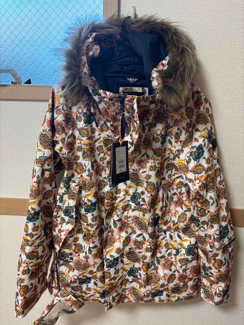 一度使用!BURTONバートン花柄スキーウェアジャケットLスノーボードスキー