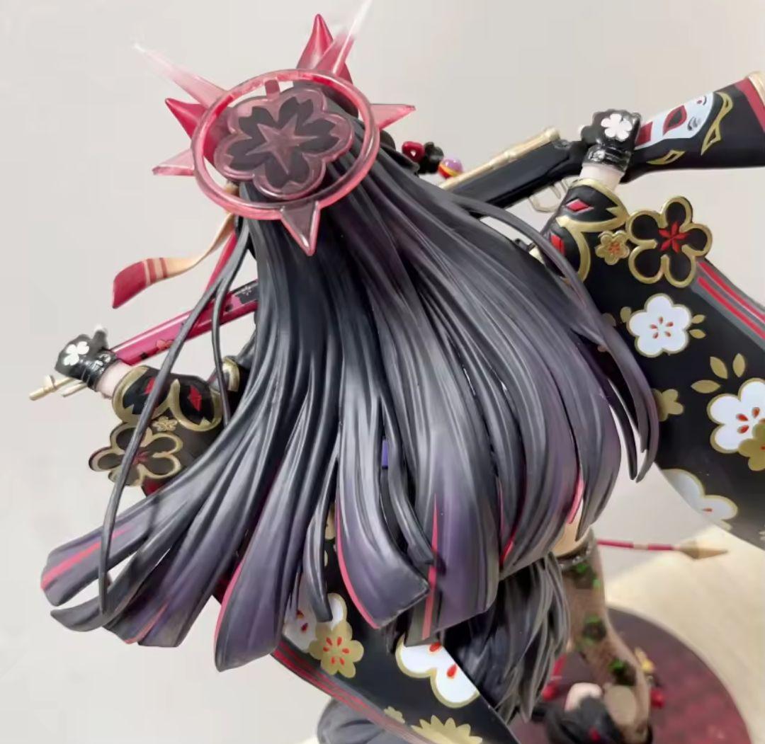 ブルーアーカイブ　孤坂ワカモ　フィギュア