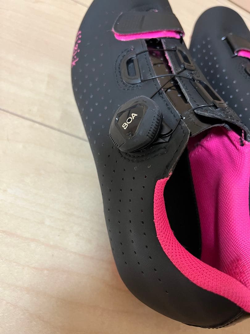 fizik フィジーク テンポ ブラックピンク サイクル シューズ 23cm 箱