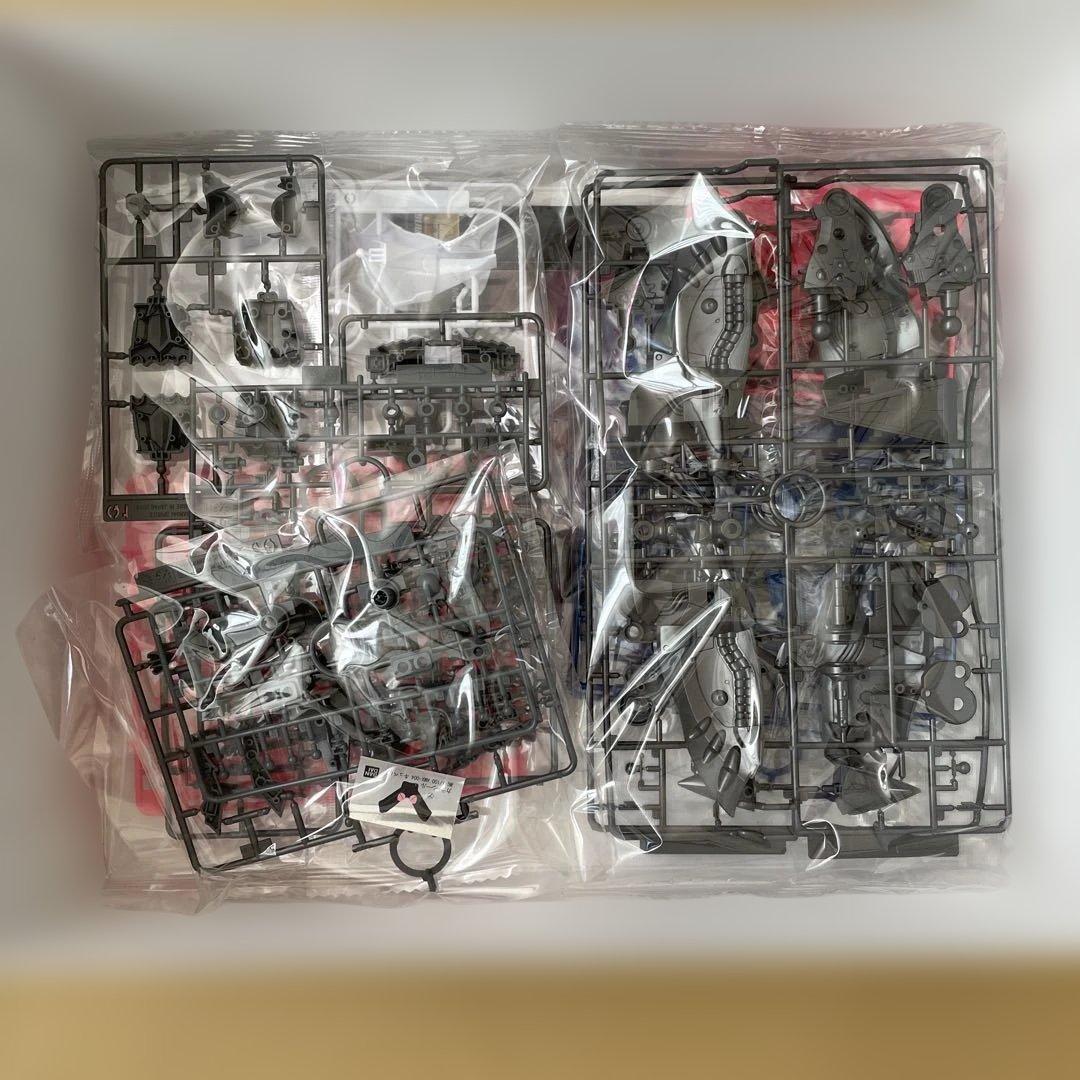 MG 1/100 キュベレイ・アンベリール プラモデル