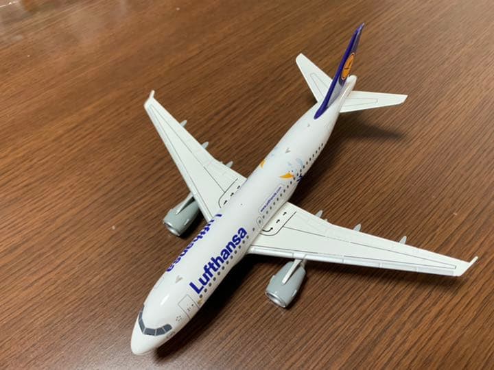 1/200 ルフトハンザ　A319-100 特別ペイント