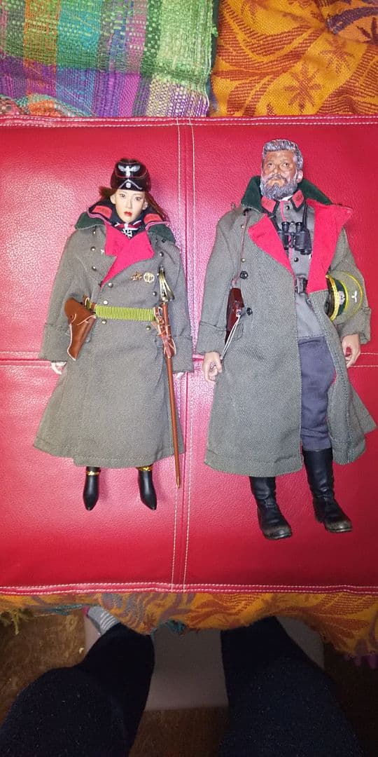 老将軍と少女の将軍のセット。