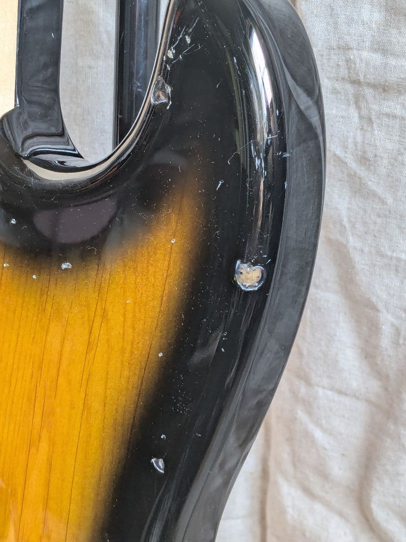 Bacchusフレットレスベース BJB-1R-FL サンバースト