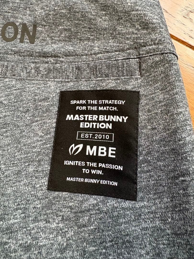 新品！未使用！MASTER BUNNY パーリーゲイツ　ゴルフパンツ　サイズ4