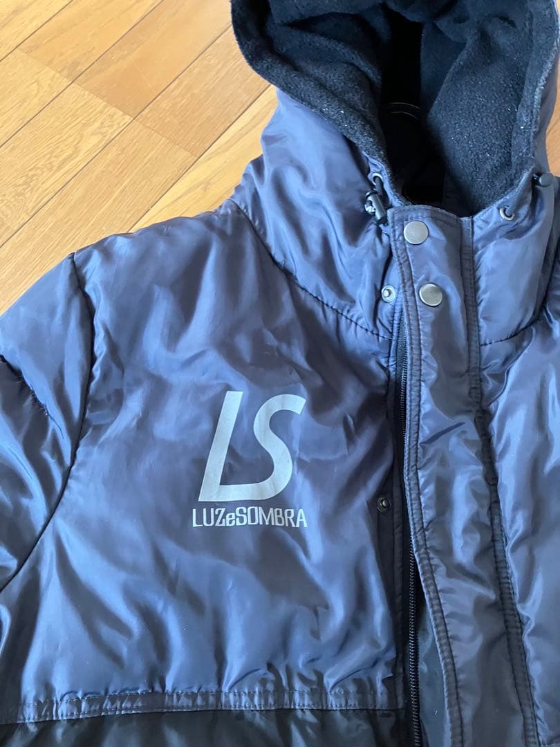 ルースイソンブラフード付きロングダウンコート グレーブラックツートン