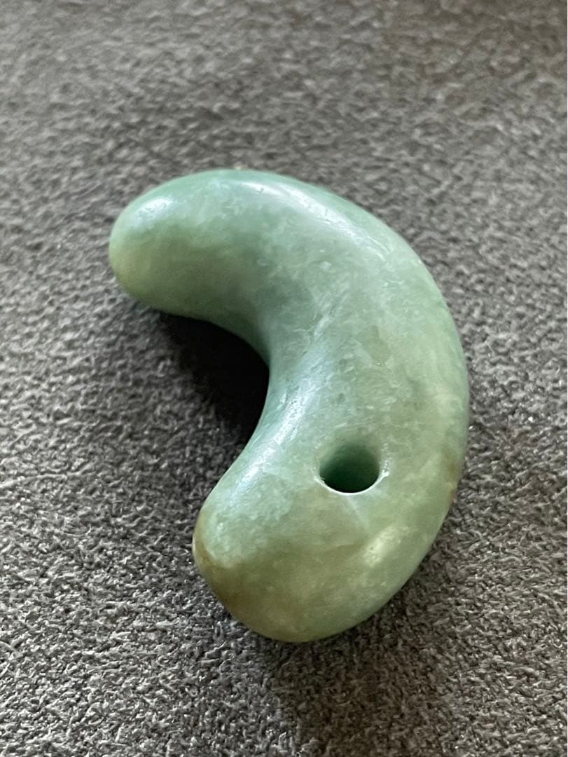 古墳時代の翡翠製勾玉