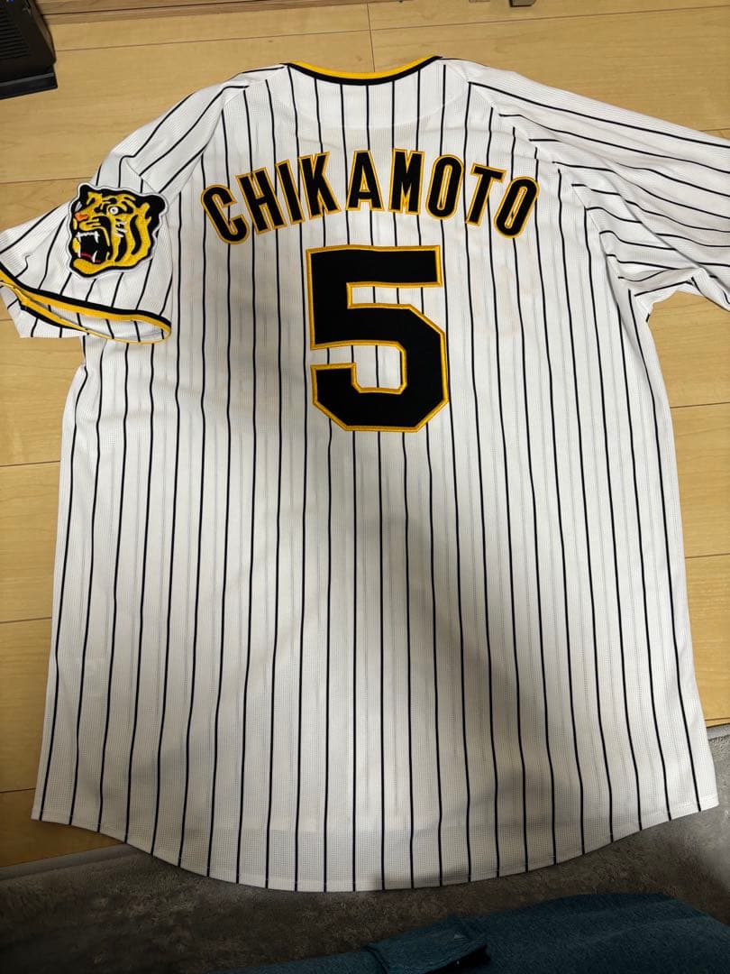 阪神タイガース 近本光司 ユニフォーム o xl