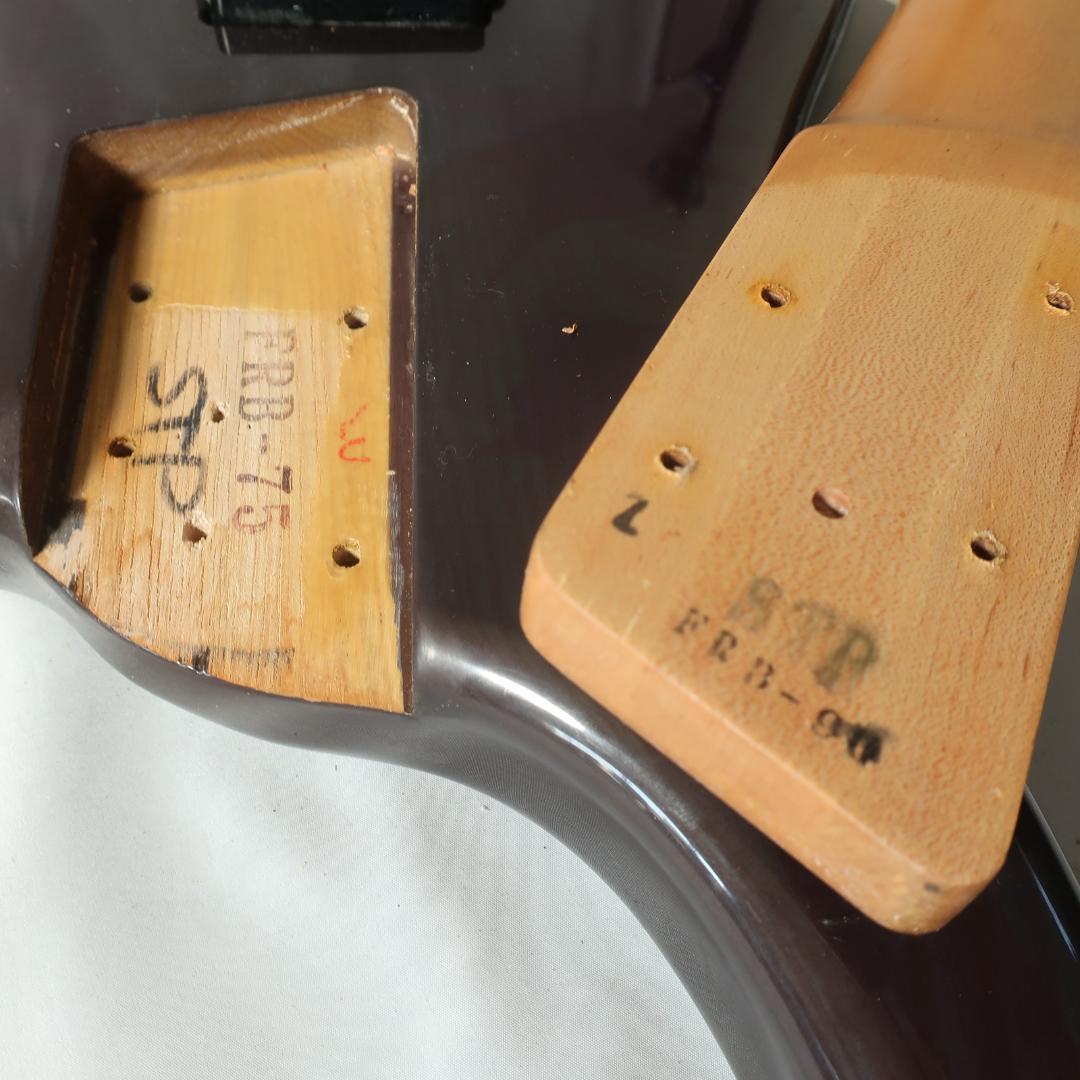 FERNANDES FRB-90 FRB-75 リボルバー アクティブベース