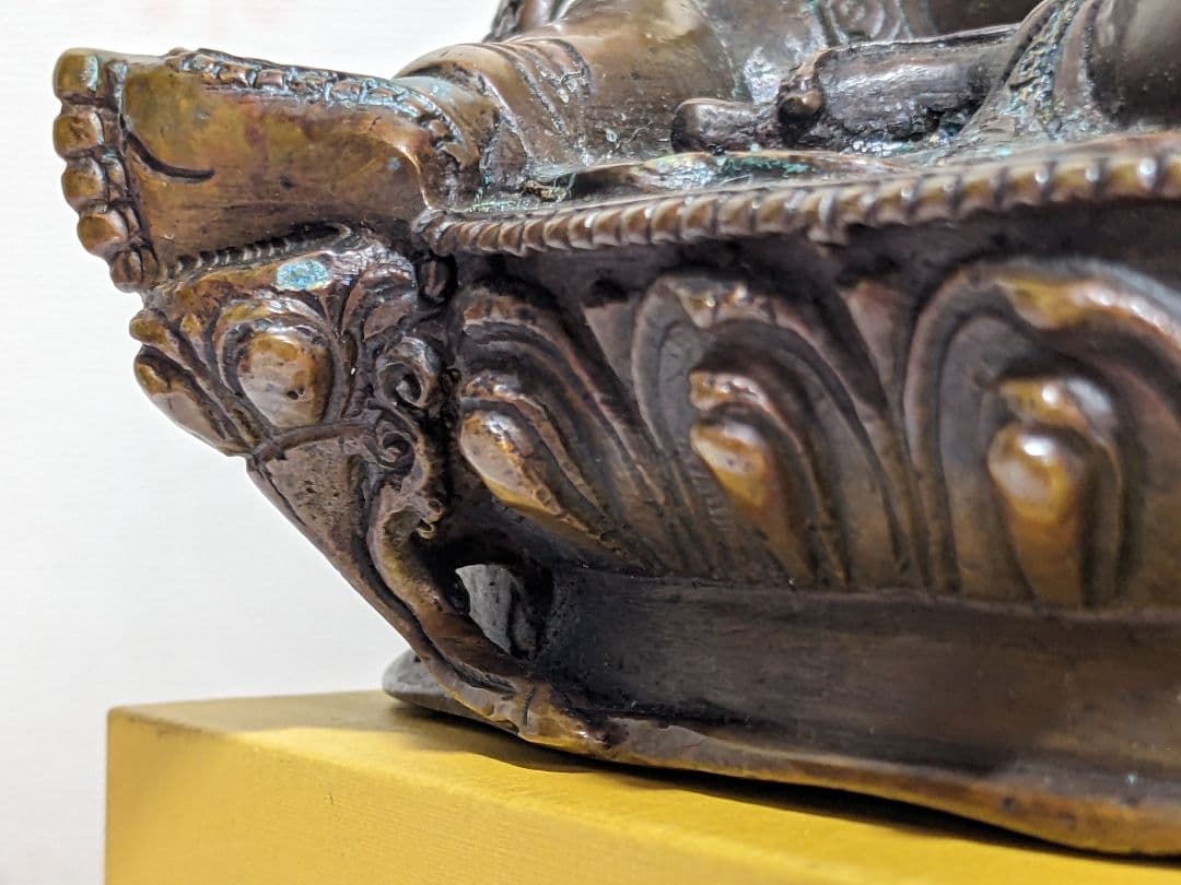 ♦チベット仏教 観音菩薩坐像 中国 古美術品 古玩 仏教美術 仏像 唐金 骨董品