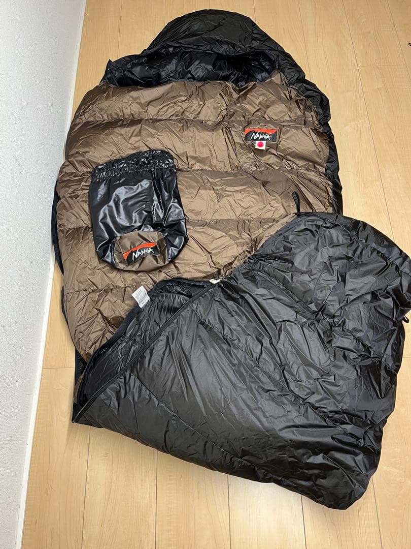 NANGA 300DX寝袋 レギュラーサイズ ブラウン/ブラック