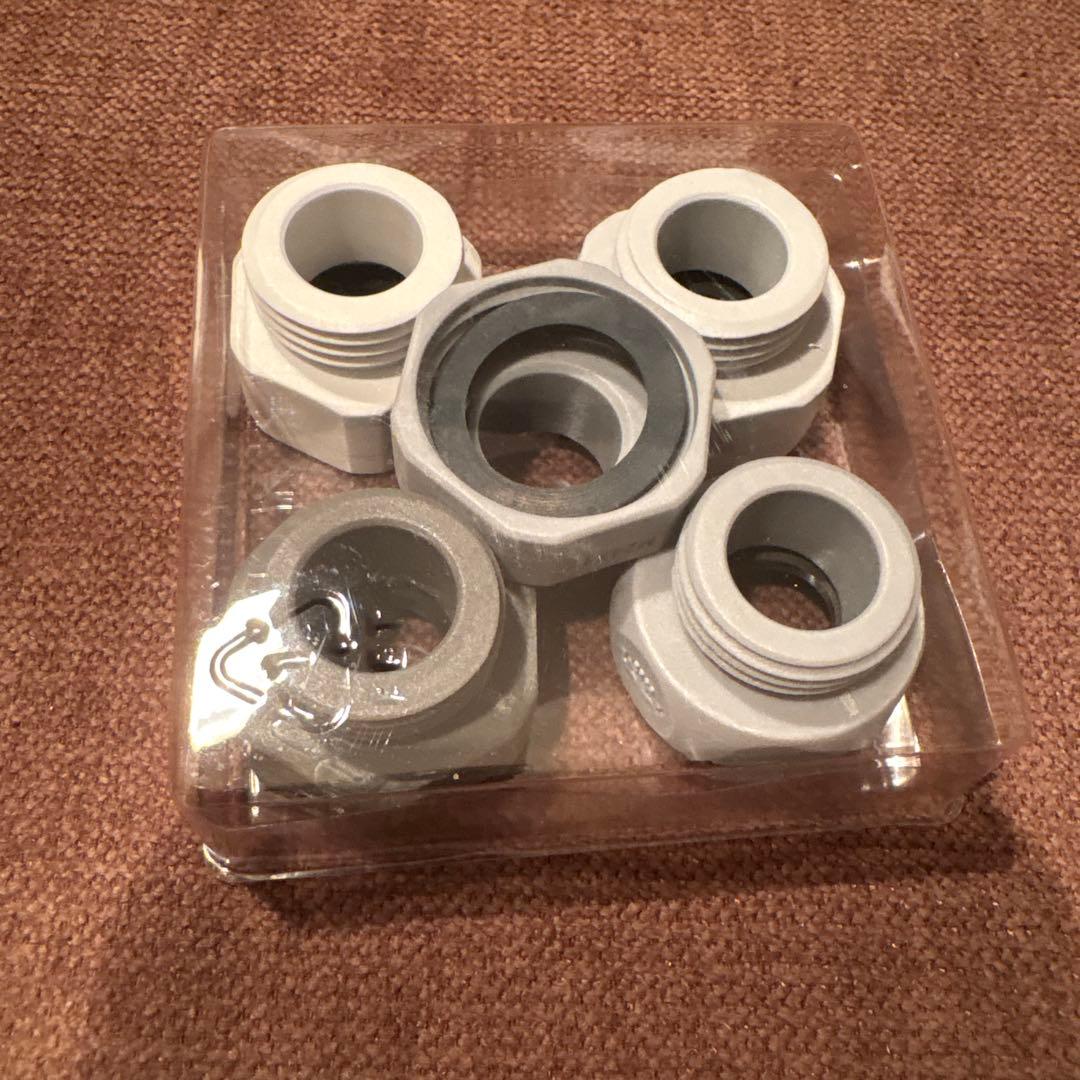 Reta シャワーヘッド クリーム色ホース付き